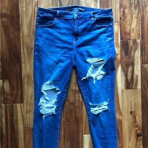Ripped High-Waist Jean Jegging